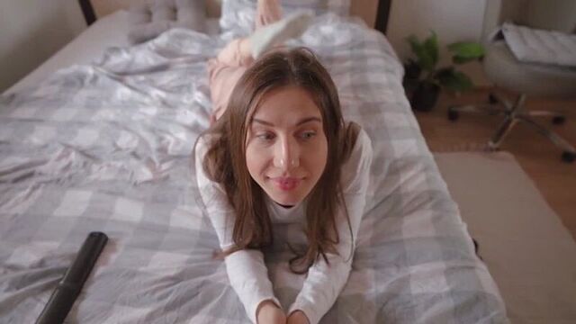 От минета Lily я кончаю дважды - неожиданный камшот