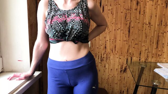 Сестра Просит Трахнуть ее и Получает Кримпай. Русское с Диалогом