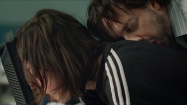 Адель Экзаркопулос - Роковое влечение (2016)(sex scene, сцена секса, постельная сцена, раком, трах, кончил, порно)