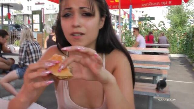 Без трусиков