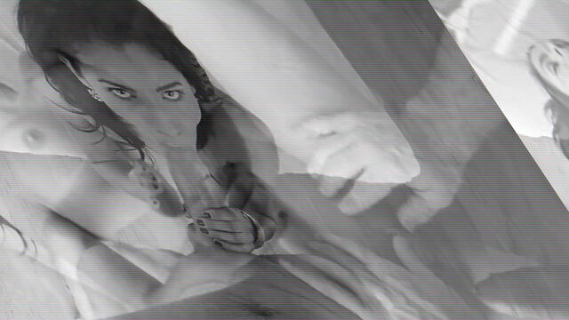 Брюнетка из Филипинн занимается любовью с французским туристом