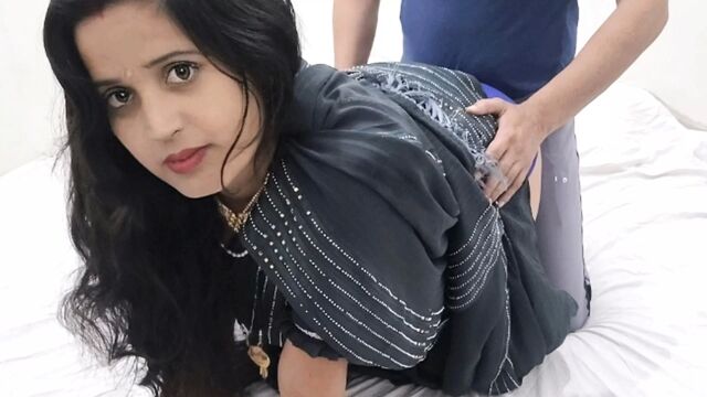 Dost ki wife ne muje ghar bulakar jabrjasti chudwaya