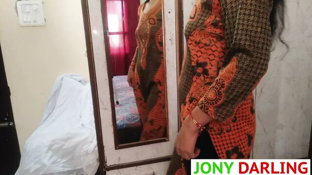 Сводный пасынок соблазняет мачеху - семейный секс от Jony Darling