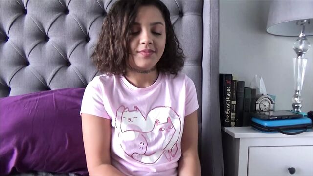 Сводный брат пробует этот странный трюк - семейная терапия