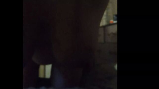 Любовник. вздохи и оргазм . домашнее видио. рога