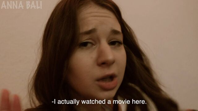 - Мне страшно одной, можно я пережду грозу в твоей постели?