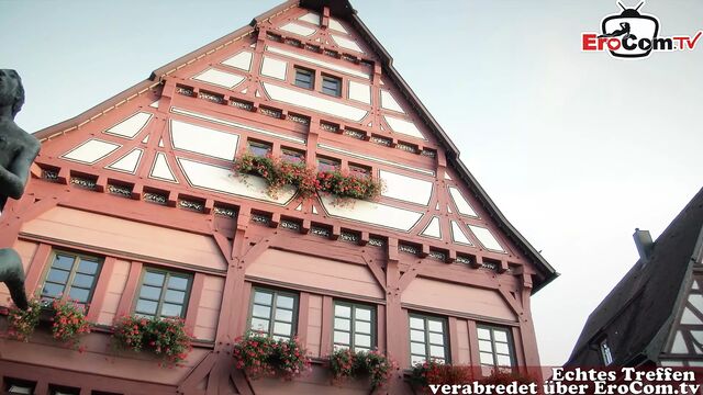 Кастинг в Германии - пользователь делает свое первое порно с милфой