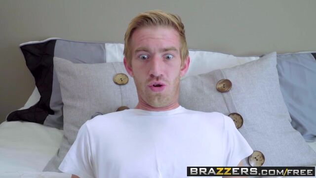 Brazzers - истории настоящих жен - он говорит, что она трахается со звездой сцены