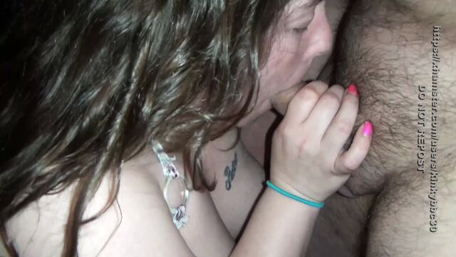 Порно слито члена в кинотеатре (часть 1)