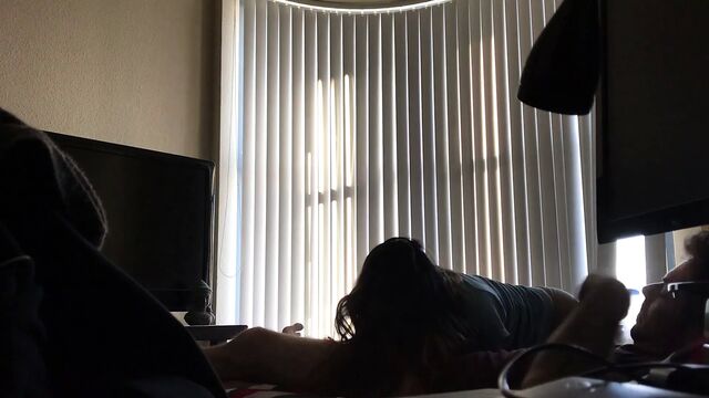 Крошечная кореянка хочет свой кримпай утром