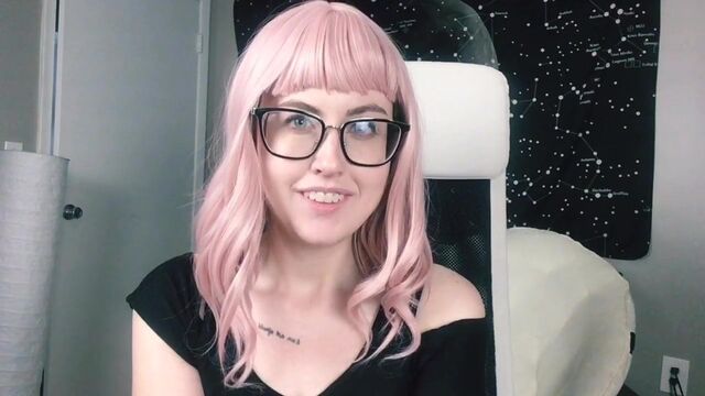 Отправь СМС и позвони мне, мой номер телефона бесплатный!