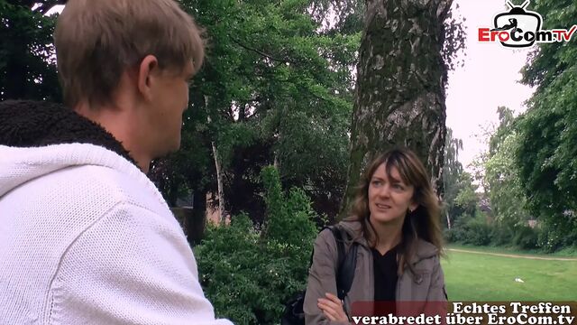 Немецкие нормальные люди и пара соседей трахаются, в домашнем видео