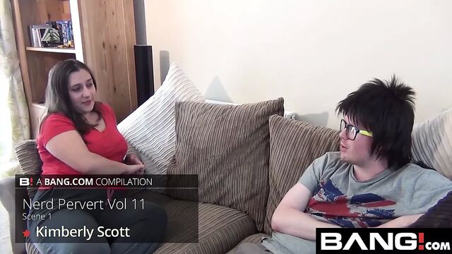 Большие красивые женщины подпрыгивают на больших толстых членах