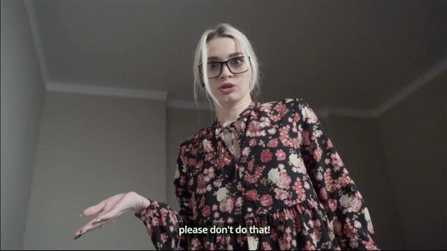 моя мачеха идет на свидание! но она любит быстрый трах в жопу со мной! - BelleNiko