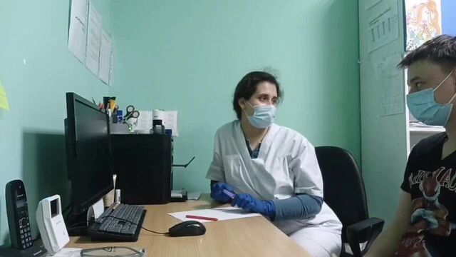 Трахает МЕДСЕСТРУ на работе домашнее порно инцест минет секс измена шлюха милфа куколд мамка зрелые русское студенты милфа