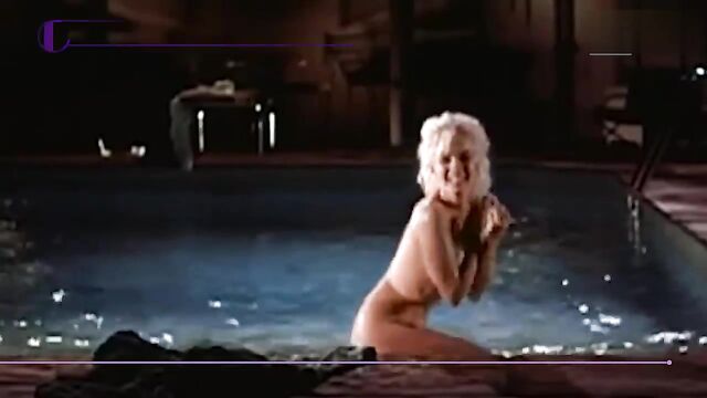 голая Мэрилин Монро