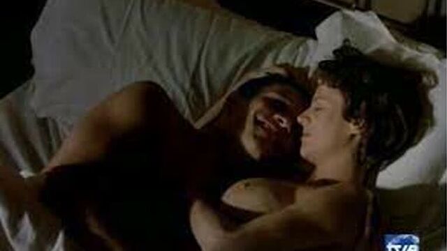 Эмма Суарес - Дама с пристани Пим / Emma Suárez - Dama de Porto Pim ( 2001 )