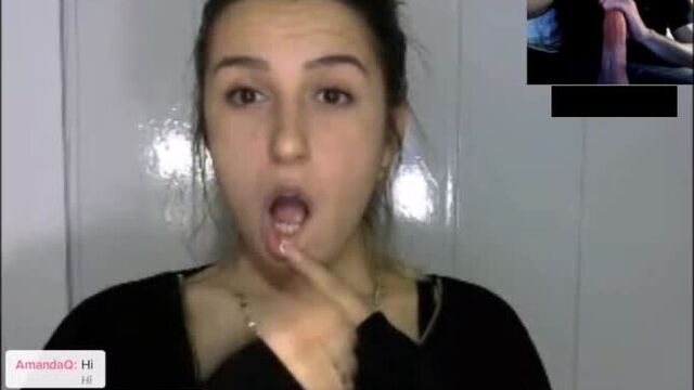 Чат Рулетка реакция на большой член Секс вебка молоденькие