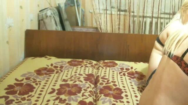 Сосущие головы зарабатывают блядские деньги