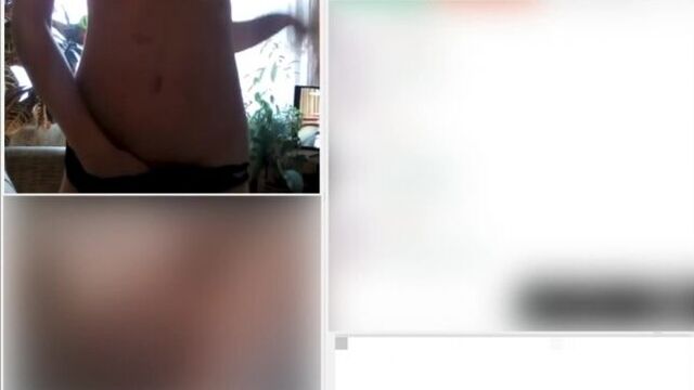 Дрочит на камеру мастурбирует чатрулетка