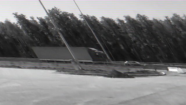 Дорожная королева секса охотится на мужика