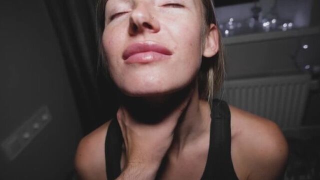 С ПУХЛЫМИ ГУБАМИ СДЕЛАЛА МИНЕТ УХАЖЕРУ И ДАЛА РАКОМ #порно (porn) Домашнее, Молодые, Отсос, Секс русских, Большой член, Худые,