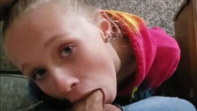 Кончил на лицо сестре перед работой [Минет порно домашн сперму секс сосущие хуй девушки сосет член в ротик язык большой член]