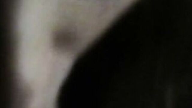 Домашний секс с красоткой [720p]