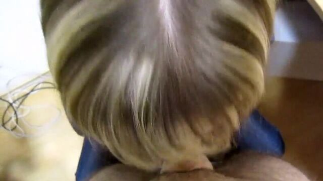 Дал в рот сотруднице (домашнее русское любительское порно видео мамки инцест teens анал зрелые жена) порно вк