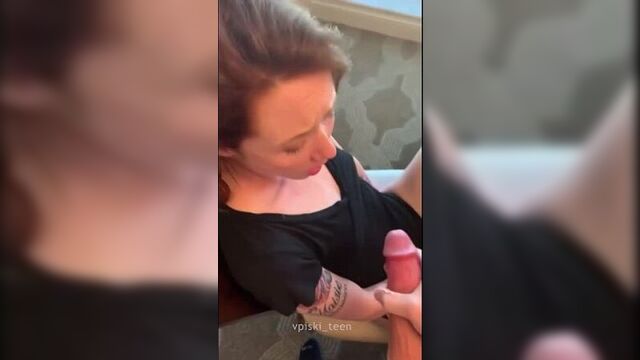 Выебал соседку . Русское домашнее порно. Секс на курорте, молодая, стройная, студентка стонет