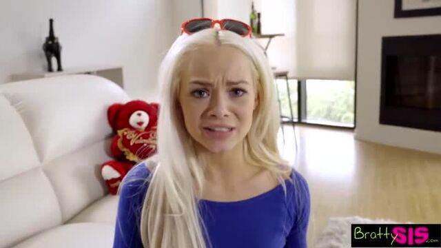 Брат ебет сестру на День Святого Валентина - порно инцест секс sex full hd