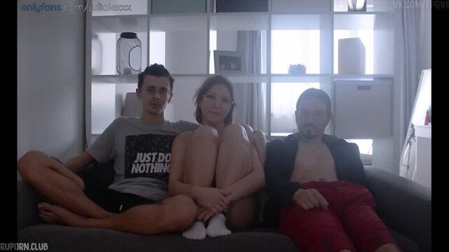 БЛЯТЬ! Юля изменила Алексу Julialexxx ФУЛЛЫ РОССИИ [порно, хентай, секс, трахает, русское, инцест, домашнее]