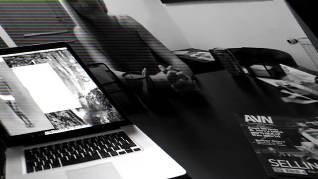 Согласилась пососать леденец ради славы