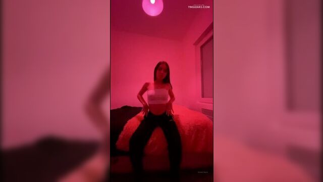 Nacre Victoire onlyFans KITTYNACRE