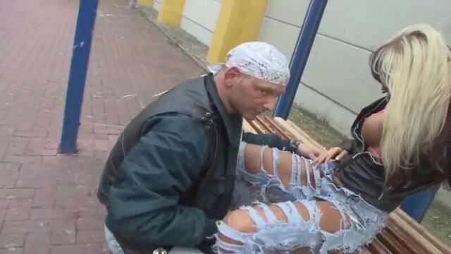 Секс немки на остановке 18+ (Anal, Big Dick, Sex, MILF, All Sex, New Porn 2017, Brazzers HD, 720p,1080p)