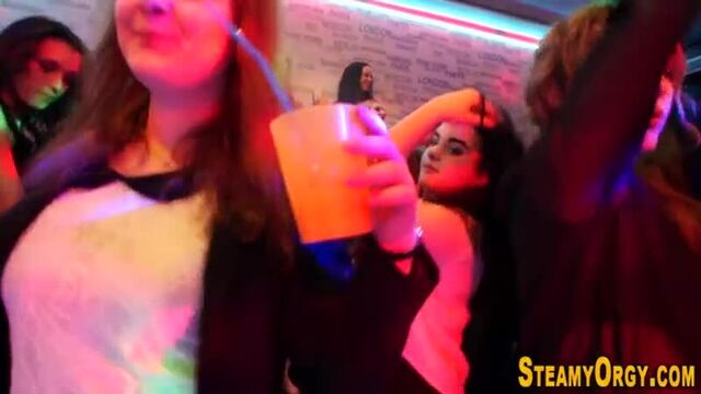 Жаркая оргия в одном из ночных клубов [HD 1080, all sex, big tits, big ass, TEEN, new porn 2019]