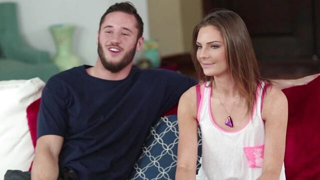 Красотка Shyla Ryder отдалась самцу Danny Mountain