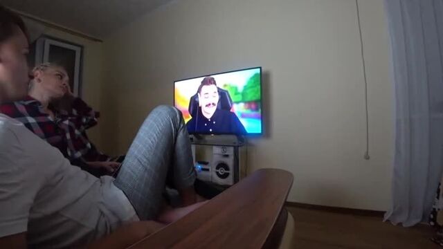 Русское порно - пацана заебало смотреть летсплей по майнкрафту и он предложыл своей шкуре поебаться - russian porn , teen anal