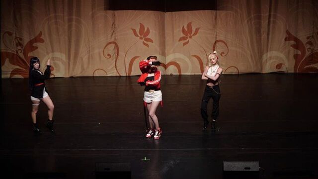 2.9. КОМАНДНОЕ ДЕФИЛЕ №15 Наруто Сёстры шиноби (Яманака Ино, Хината Хьюга, Сакура Харуно) AlienOrihara, Valerie May, Mari Evans