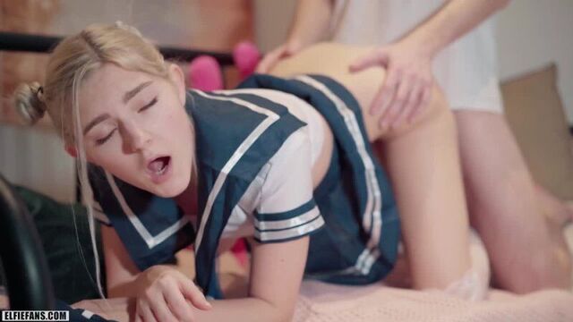 Кавайная шлюшка получает сперму в киску и в рот игры в костюмах минет раком сзади жестко порно Eva Elfie Ева Элфи Ева Эльфи рус