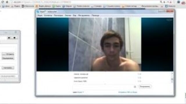 хлюпик дрочит!!! и сосет сперму чортов дубина