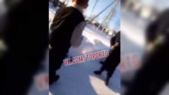 В Ивделе школьники толпой забили одного