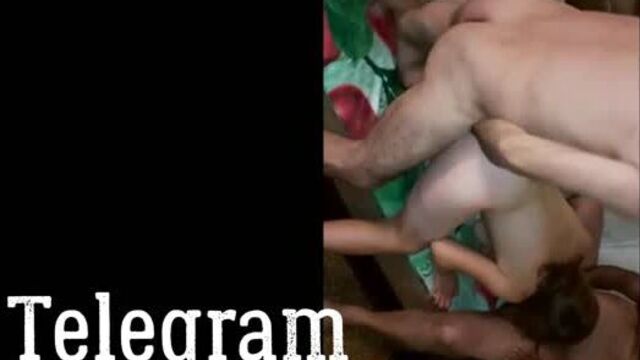 Два Армяна Трахают Жену и кончают ей на рот и во внутрь куколд снимает на камеру (Сперма , Секс , Порно , Минет , Оргия , МЖМ )