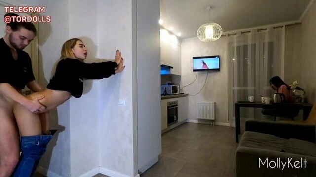 Лили в ахуе, ведь муж посмел изменить прямо у неё на глазах [порно, секс, трахает, русское, инцест, мамка, домашнее]