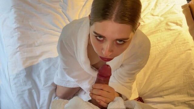 Присосалась к члену как пиявка на болоте Californiababe ФУЛЛЫ РОССИИ [порно, хентай, секс, трахает, русское, инцест, домашнее] -