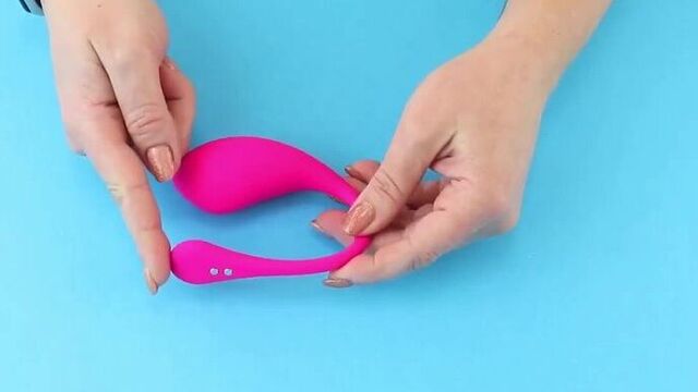 Lovense Lush 3 — Смарт Виброяйцо Lovense Lush 3