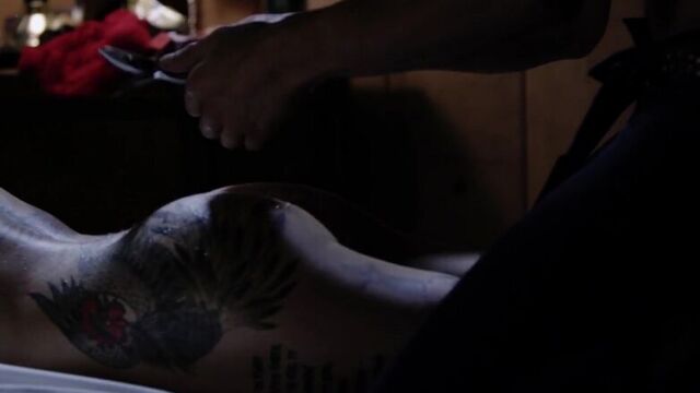 Бонни Роттен , Малис МакМанн , Лорен Паркинсон - Аппетит (sex scene, сцена секса, постельная сцена, раком, трах, кончил, порно)