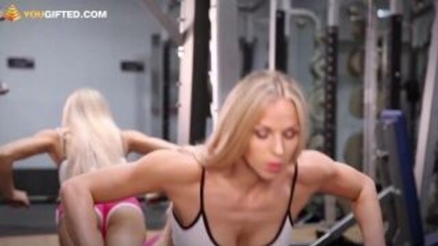 Мария ГАврилова. Упражнения для груди. Отжимания. Все о спорте, красоте и здоровье. Не Секс sex не порно porn