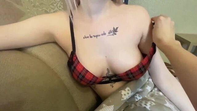 Две замечательные девушки позируют (Порно Sex трах Fuck Домашнее porno Любительское teen Home Porn XXX young домашка)