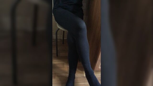 Секс с женщиной в колготках